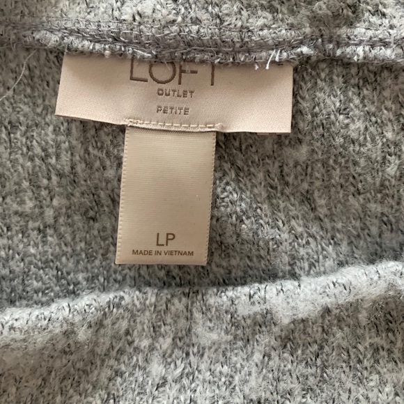 LOFT top - Picture 2 of 4